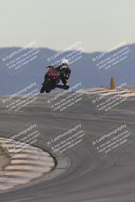 media/Sep-21-2025-Race Pace (Sun) [[98bf33ef95]]/Non Verified/1-Turns 9 and 10 (8am)/